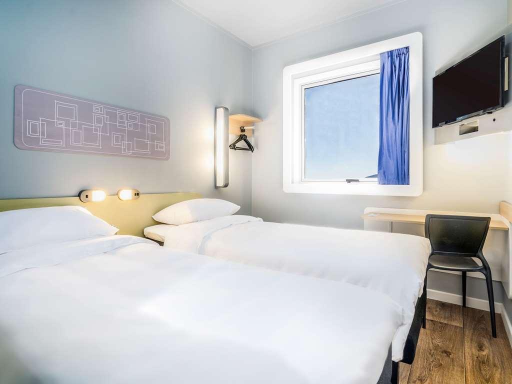 Ibis Budget Calama Cameră foto